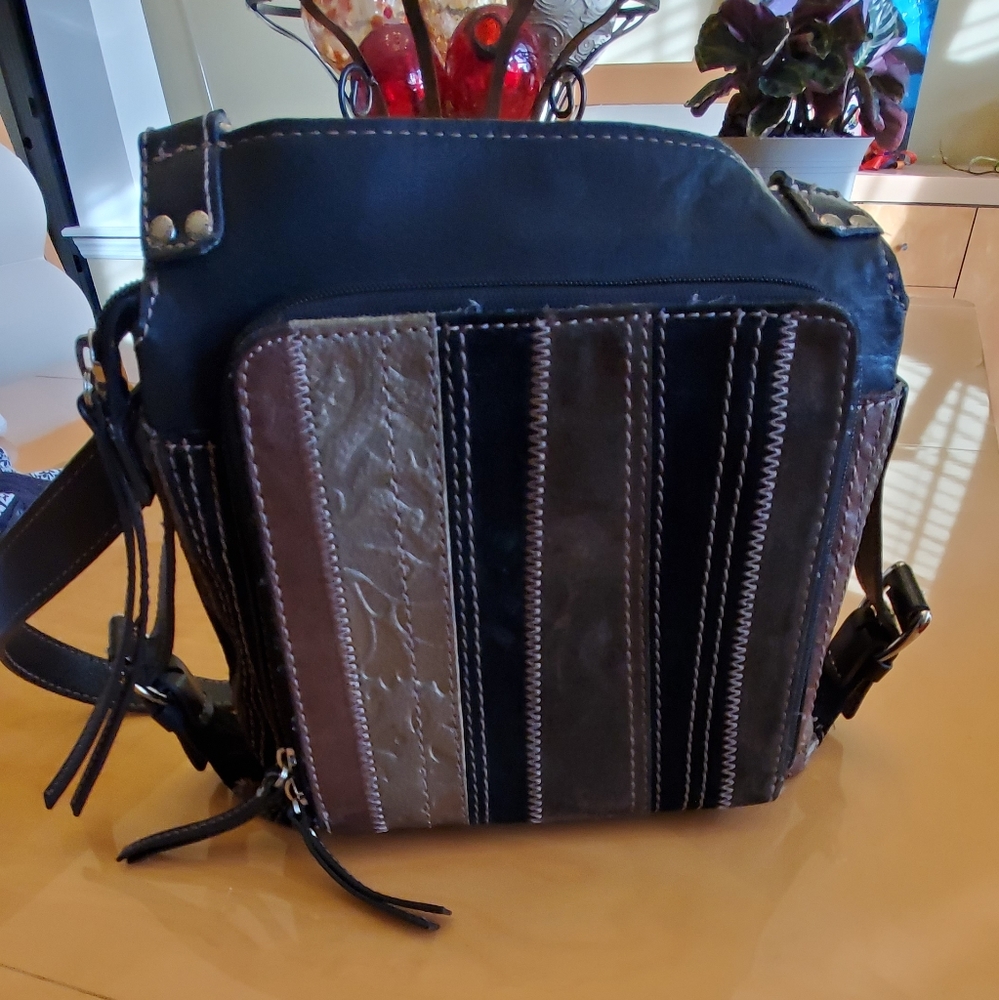 Fossil crossbody